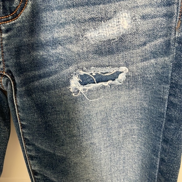 American Eagle. Jeans - Picture 6 of 8